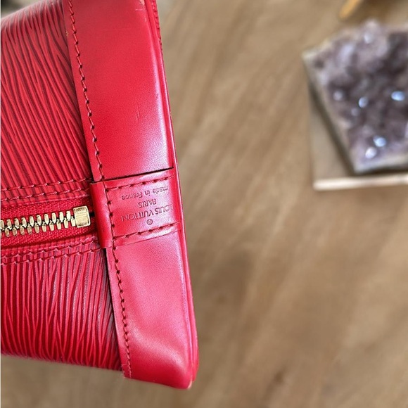 Louis Vuitton Emma Epi leather. Used a few times. - Picture 3 of 11